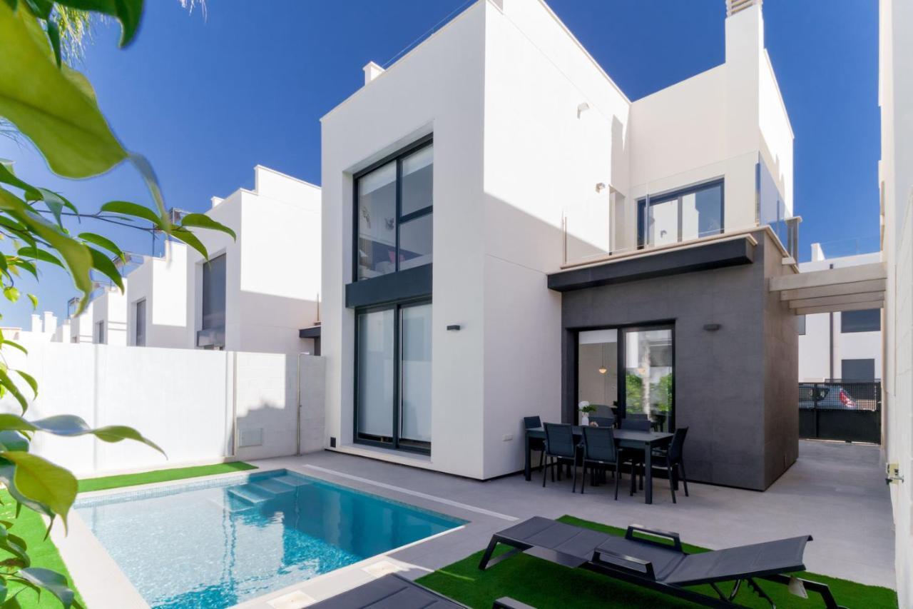 High Tech Villa Navia Spanien Orihuela Eksteriør bilde