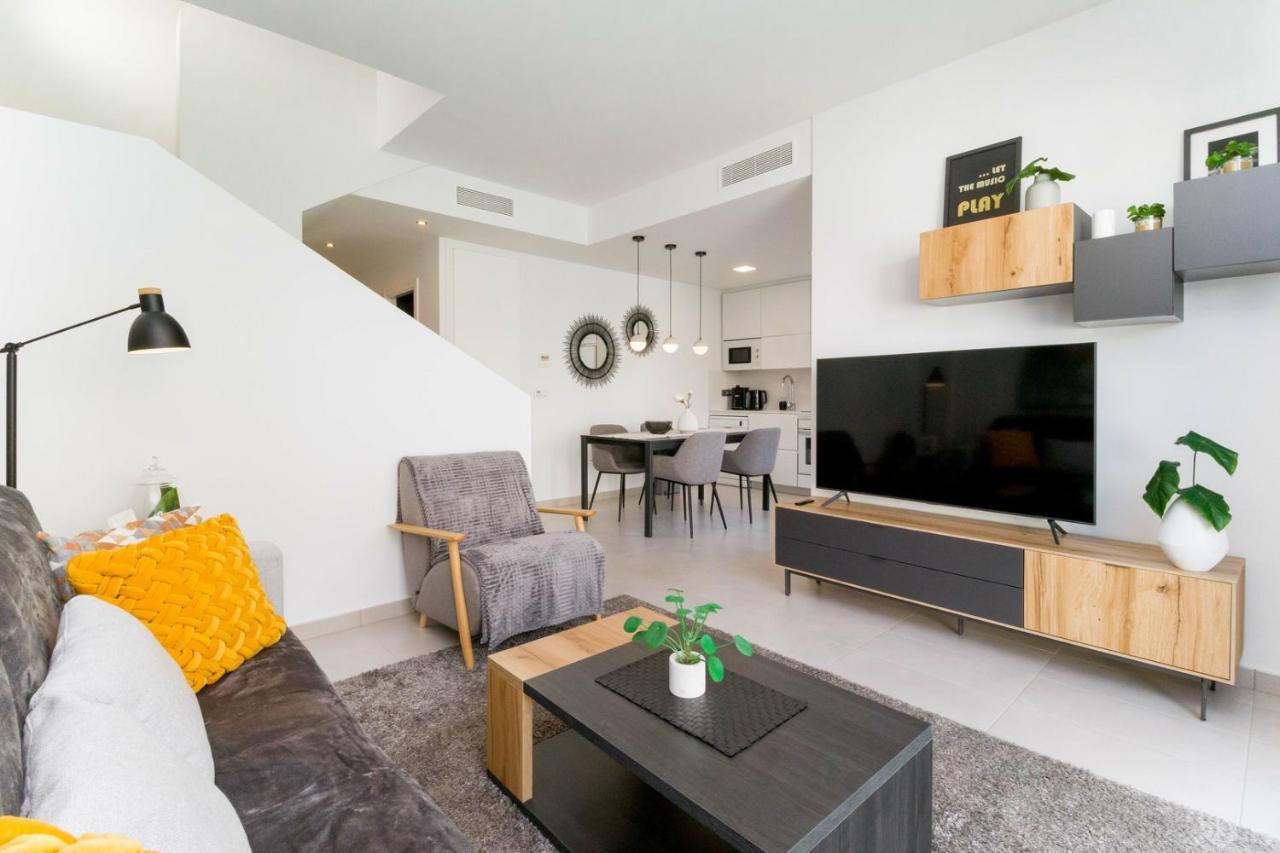 High Tech Villa Navia Spanien Orihuela Eksteriør bilde
