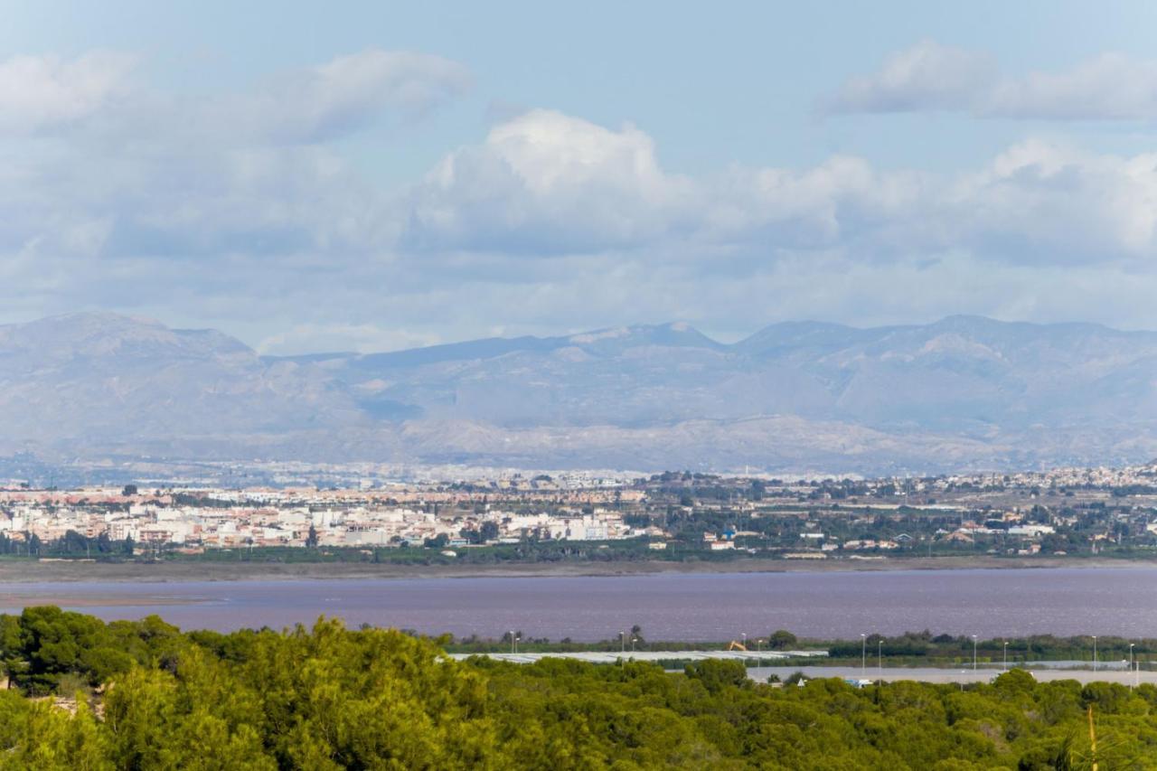 High Tech Villa Navia Spanien Orihuela Eksteriør bilde