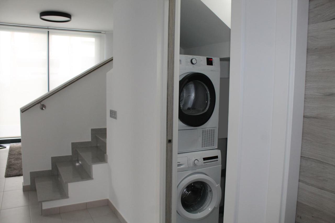 High Tech Villa Navia Spanien Orihuela Eksteriør bilde